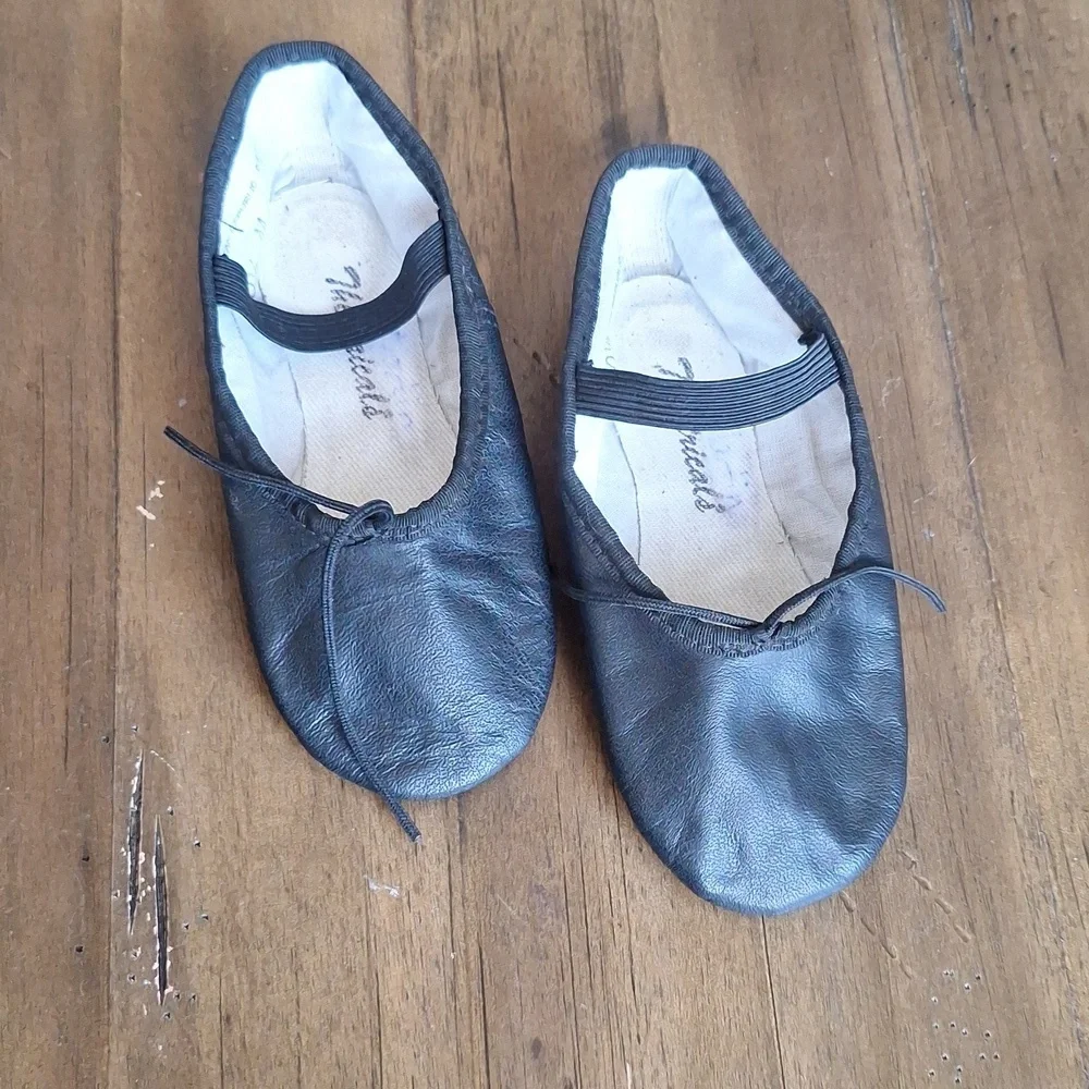 Theatricals Black Kids Ballet Shoes Size 10.5M